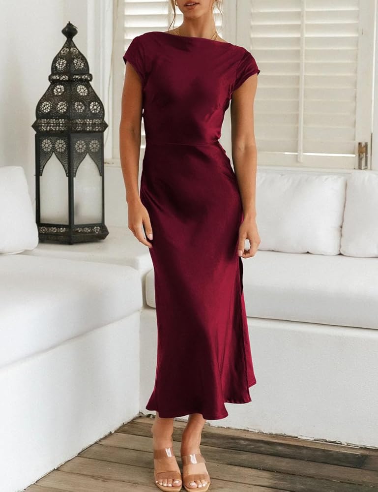 Vestido satinado vino con espalda abierta