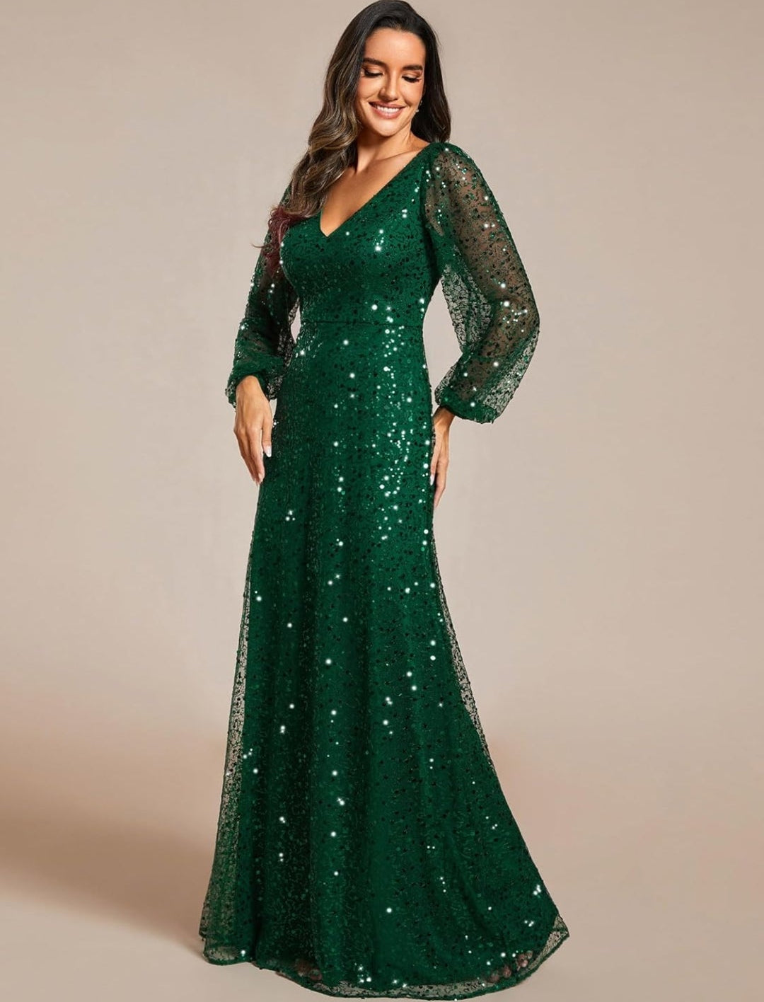Vestido verde esmeralda lentejuelas manga larga con transparencia