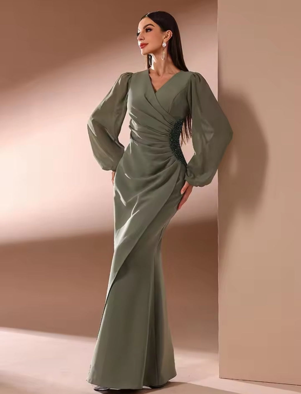 Vestido verde oliva manga larga