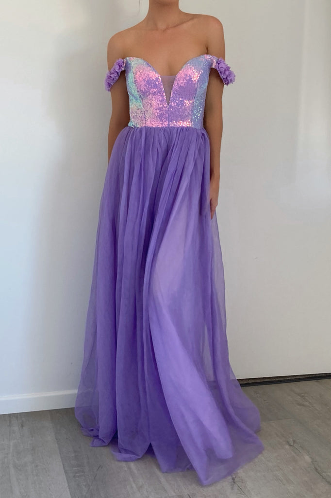 Vestido lentejuelas tornasol y falda tul