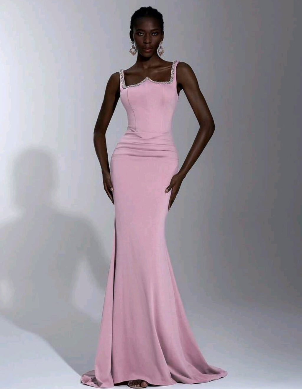 Vestido palo rosa corte sirena