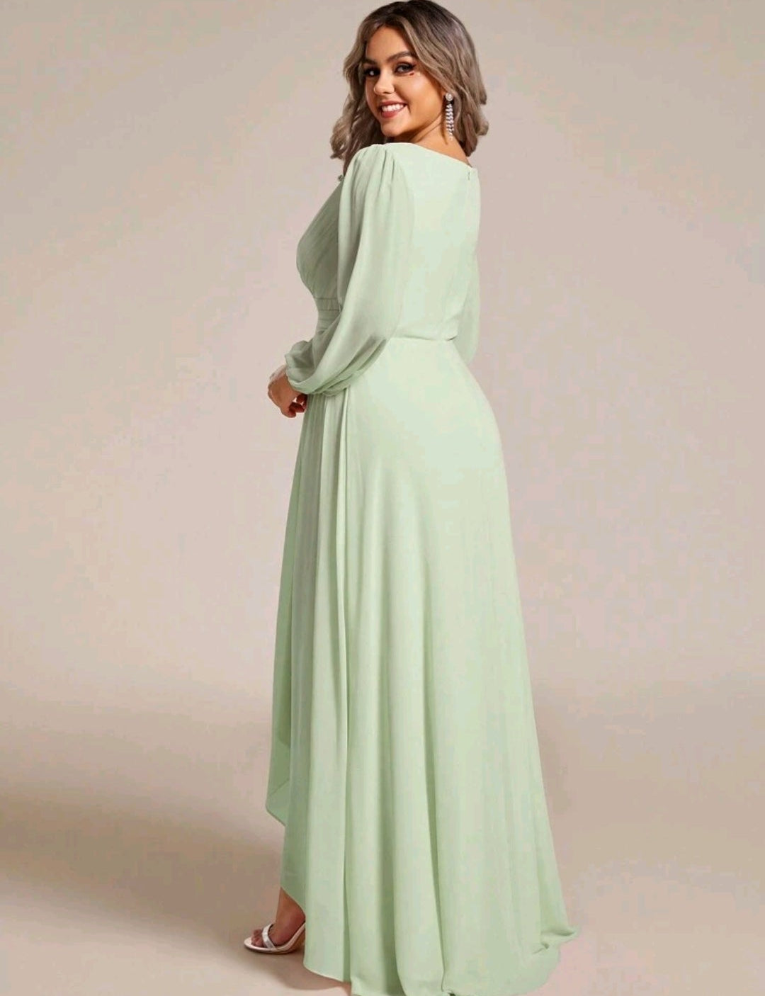 Vestido verde sage manga larga
