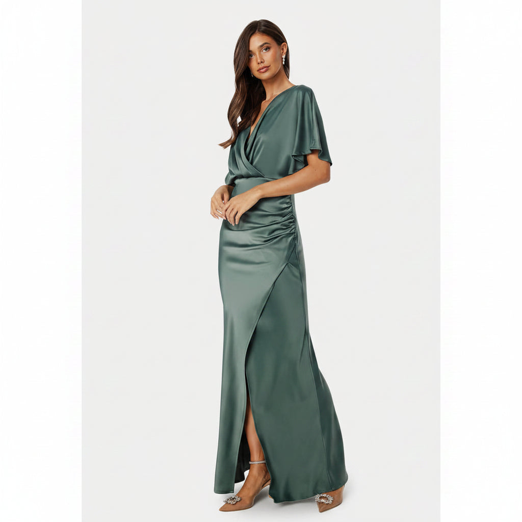 Vestido verde jade oscuro satinado
