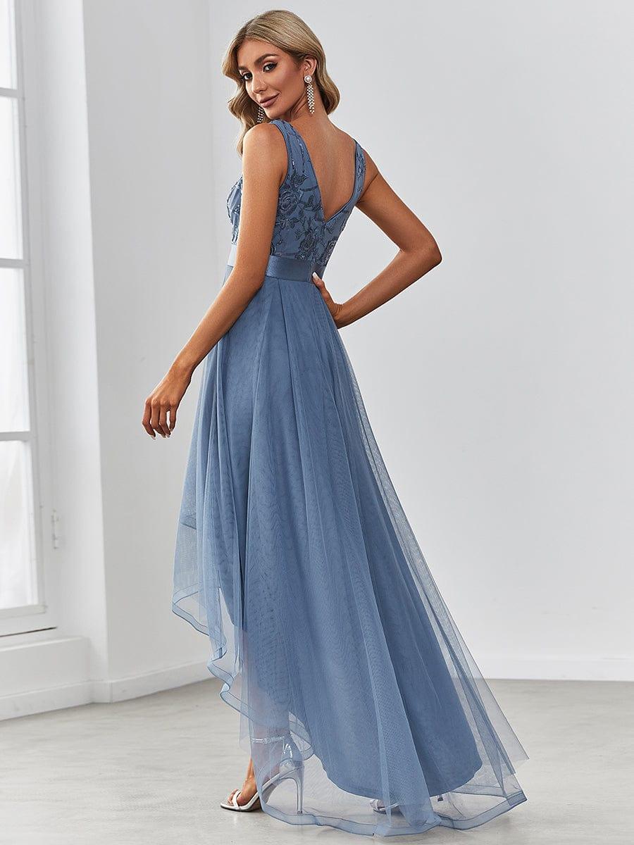 Vestido dusty blue con lentejuelas y falda cola de pato tul