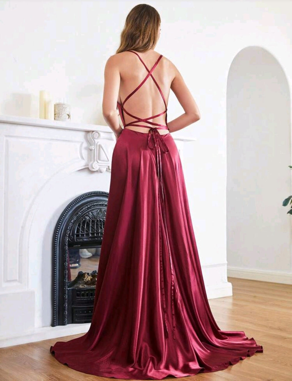 Vestido vino satinado espalda abierta