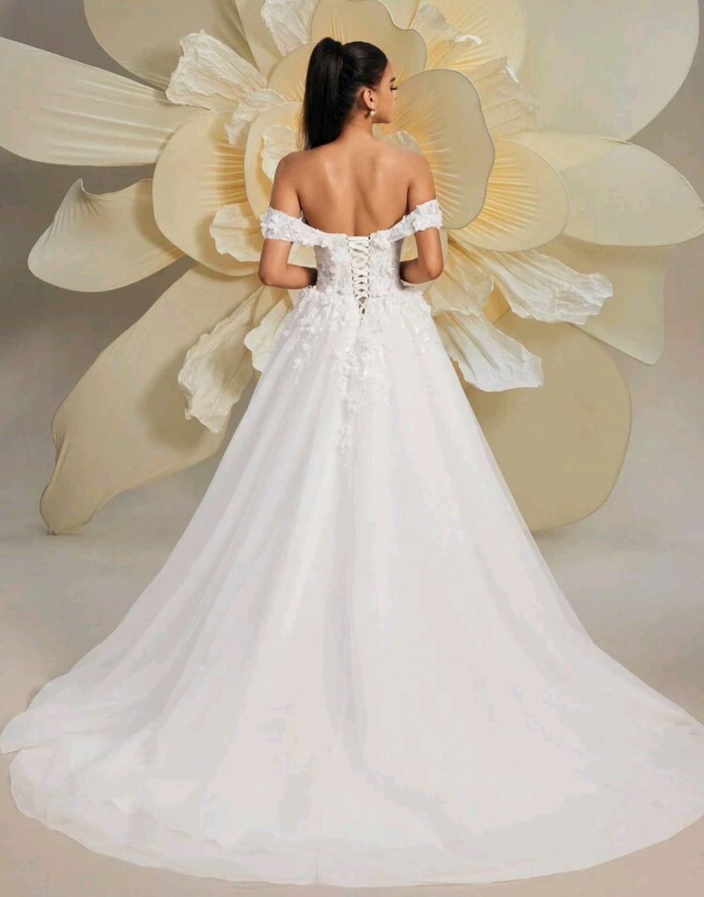 Vestido Gala: Romance Floral & Tul