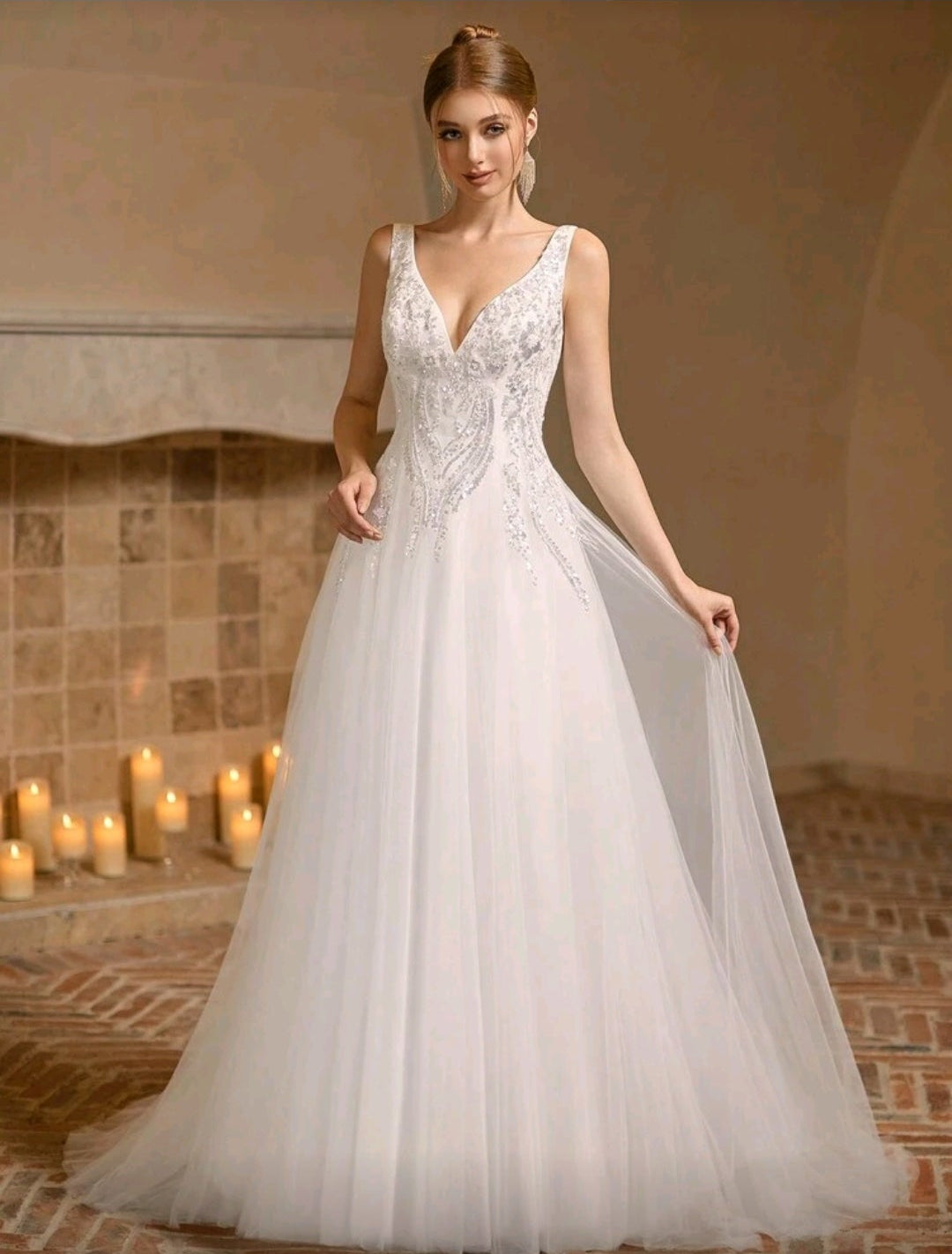 Vestido de Novia Estelar: Resplandor y Delicadeza en Tul