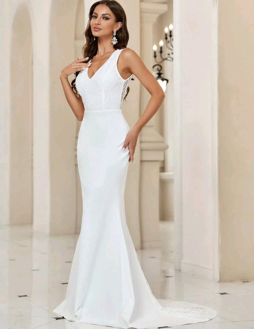 ELIZABETH - VESTIDO DE NOVIA SIRENA CON DETALLES DE ENCAJE