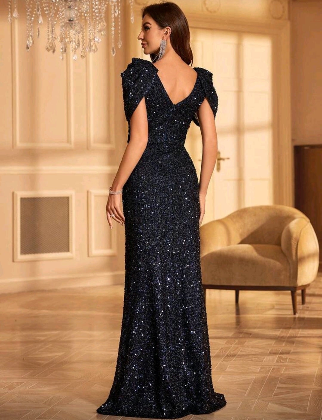 Vestido azul marino lentejuelas manga corta