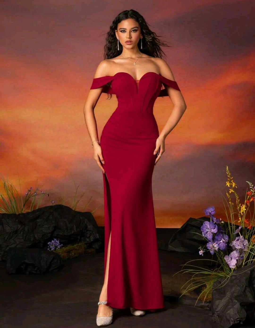 Vestido Ashley Rojo con abertura lateral off-the-shoulder