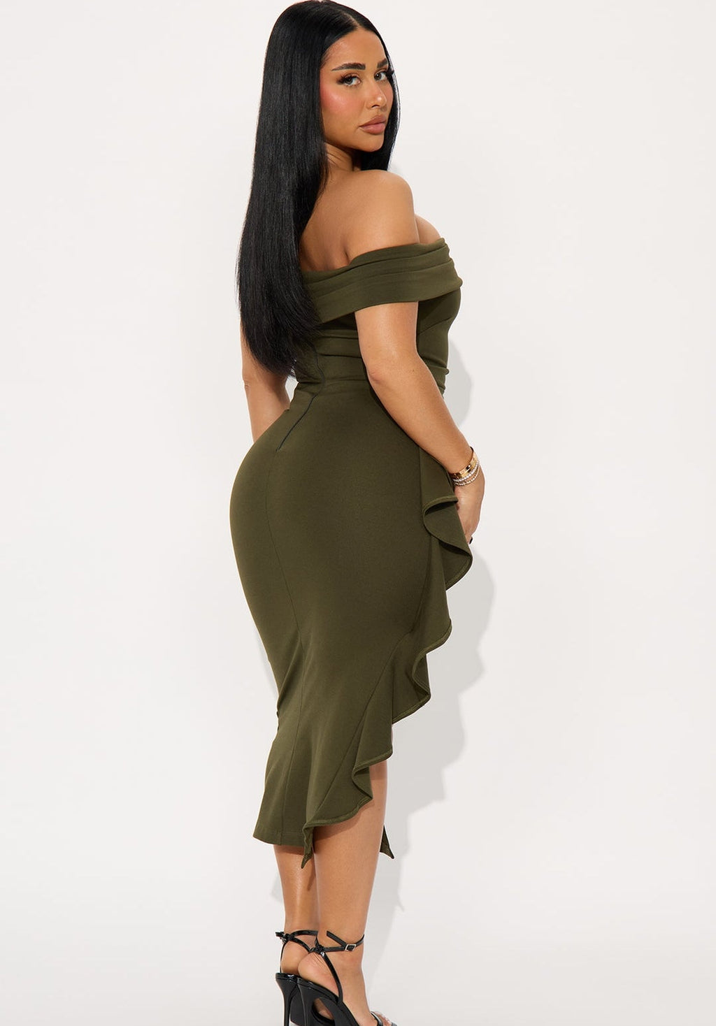 Vestido midi verde oliva off-the-shoulder