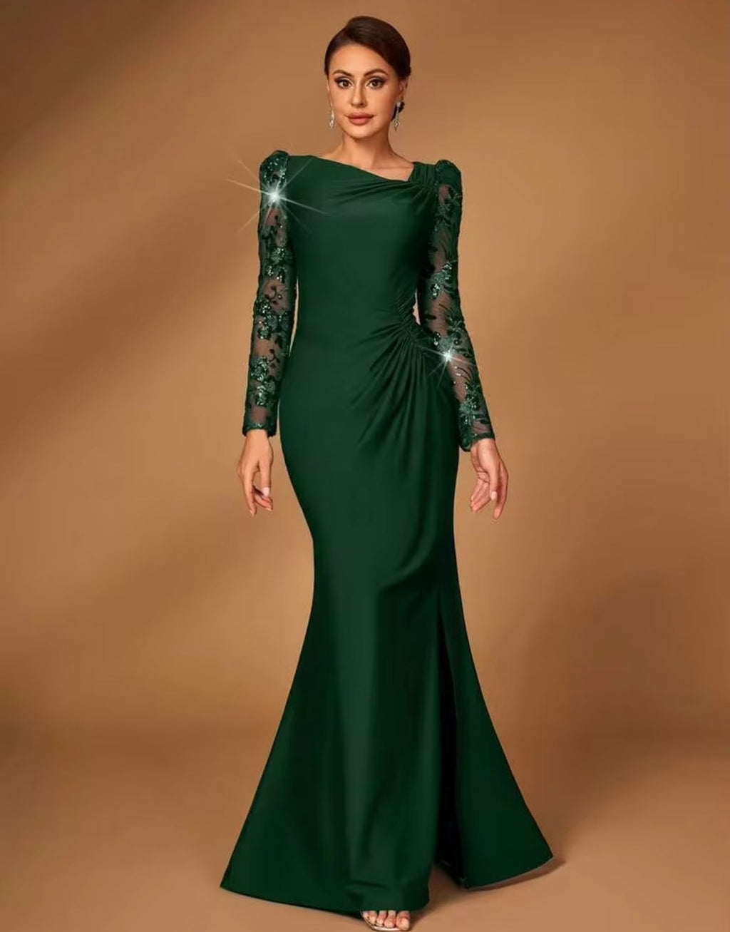 Vestido verde esmeralda manga larga lentejuelas con transparencia