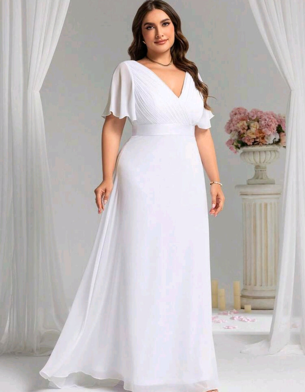 Vestido blanco corte A con escote en V