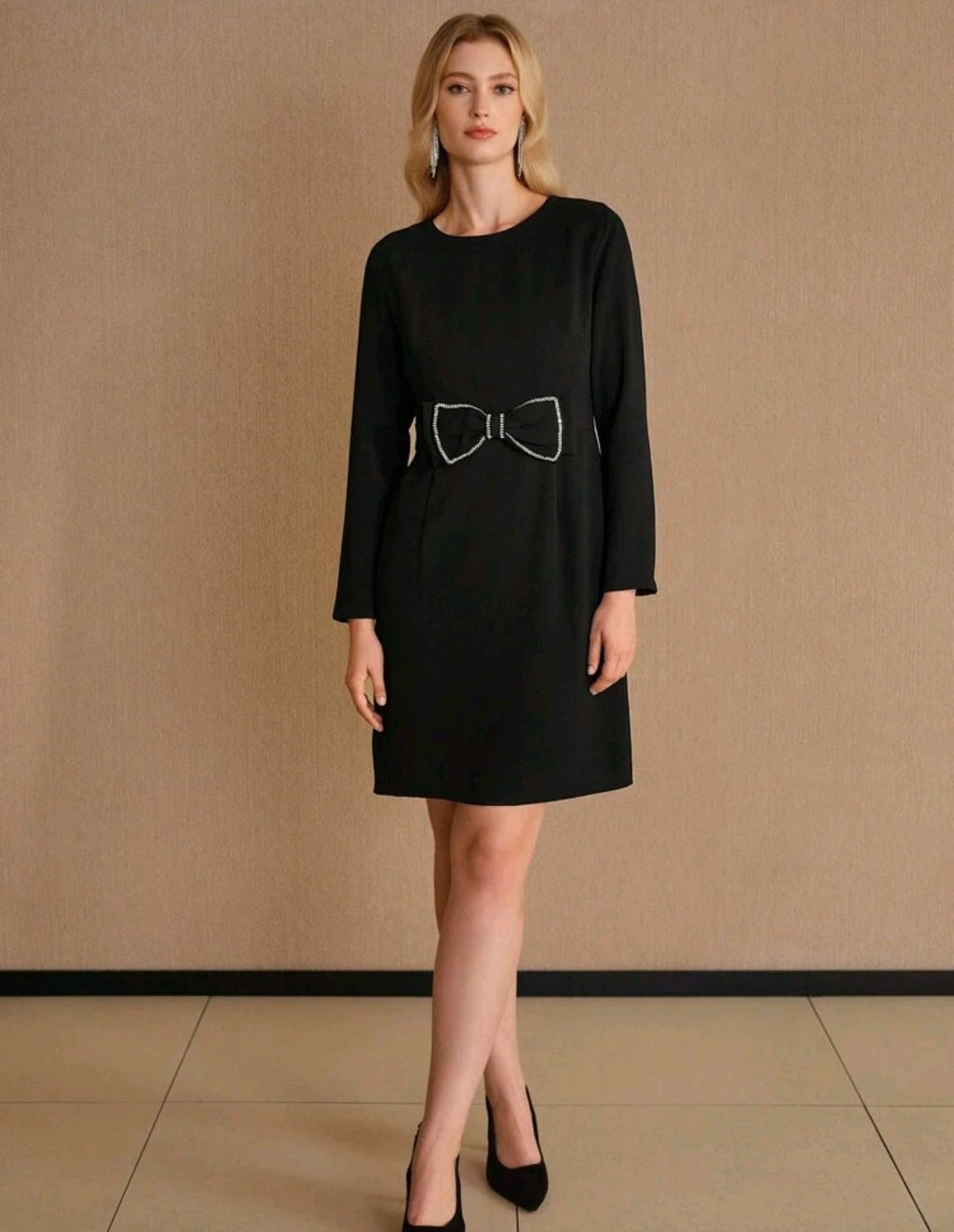 Vestido negro formal midi manga larga