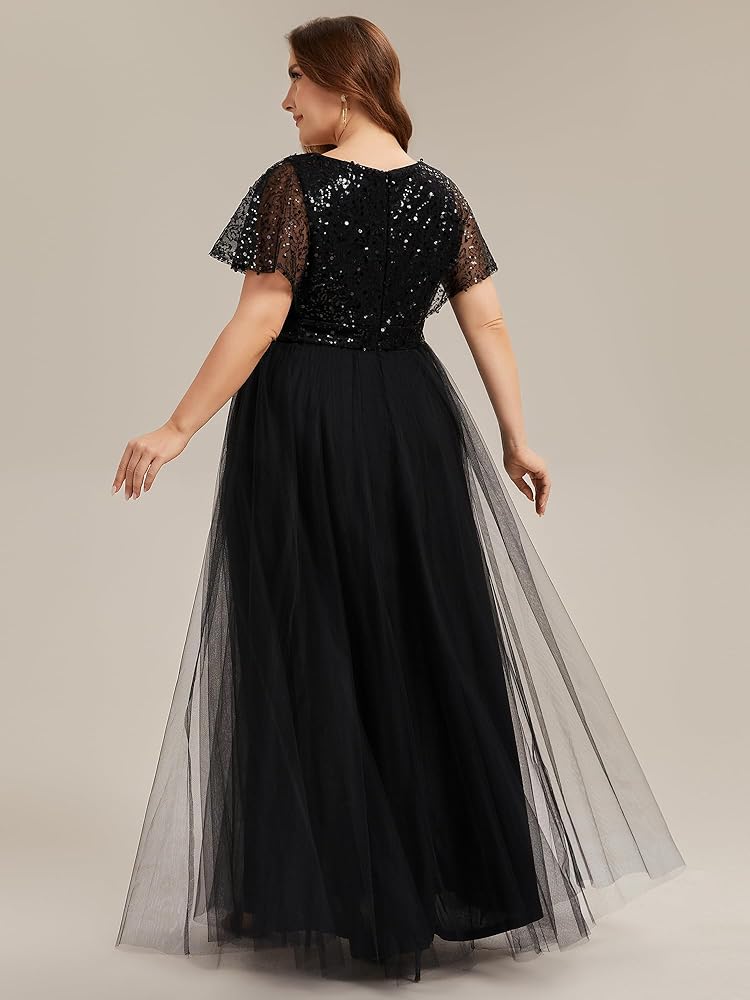 Vestido negro lentejuelas y falda tul