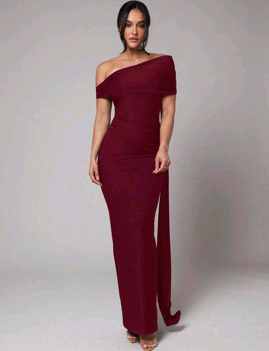 Vestido vino pegado al cuerpo stretch