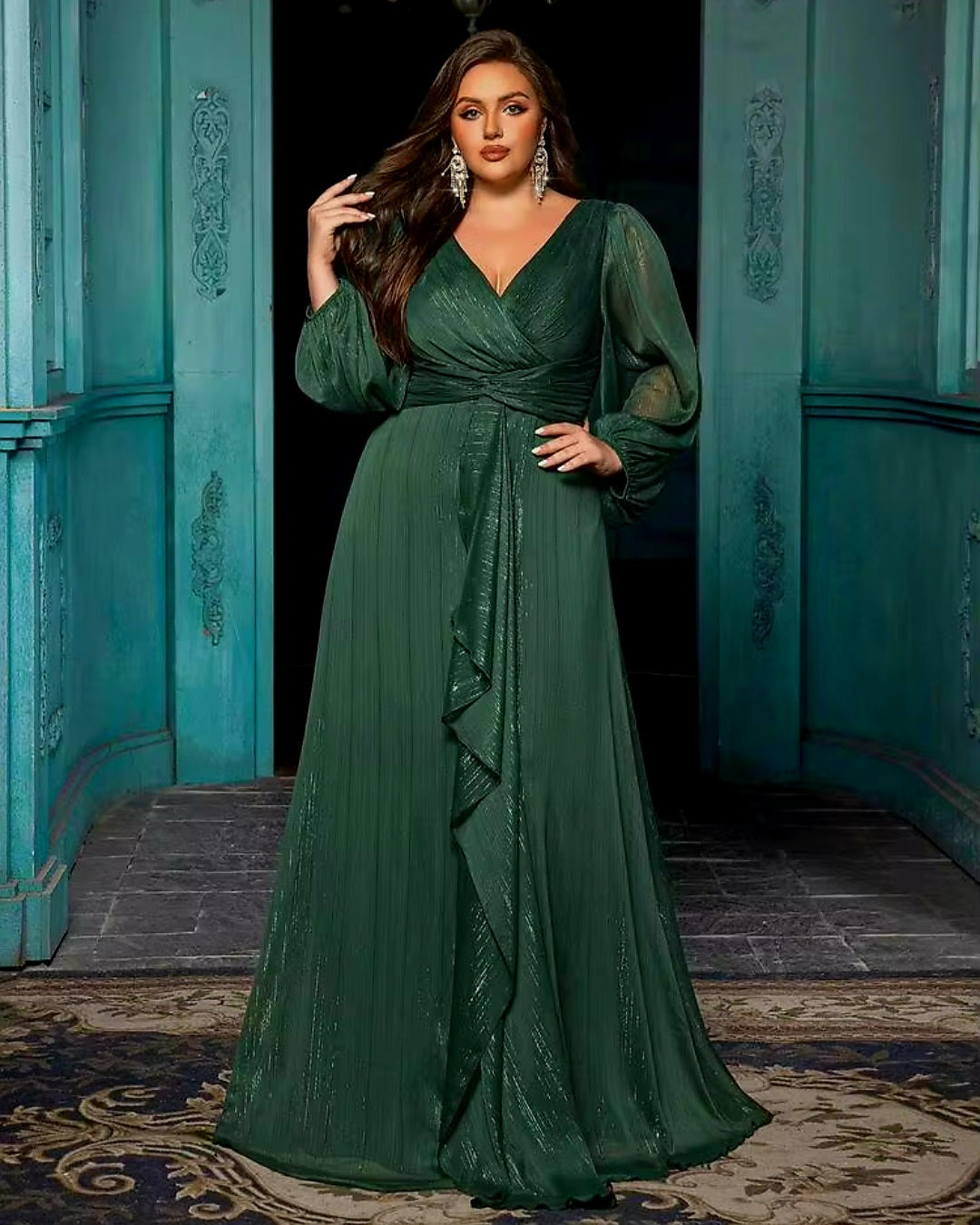 Vestido verde esmeralda manga larga con brillo corte A