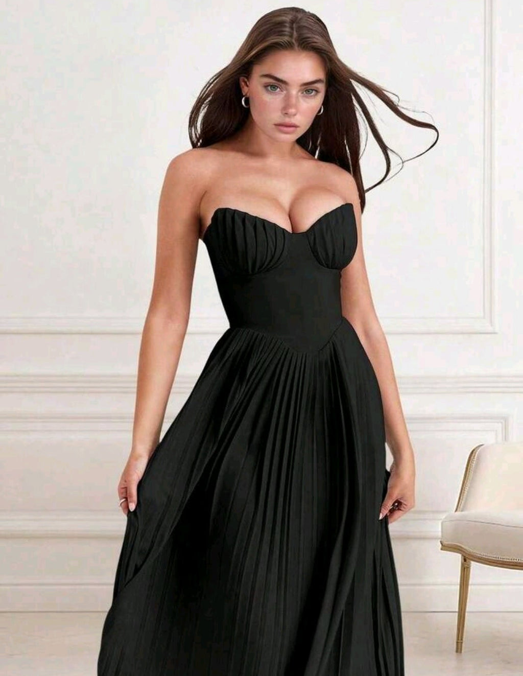 Vestido negro plisado straple