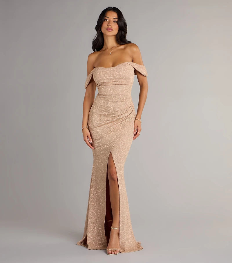 Vestido Airlie champán off-the-shoulder con brillo