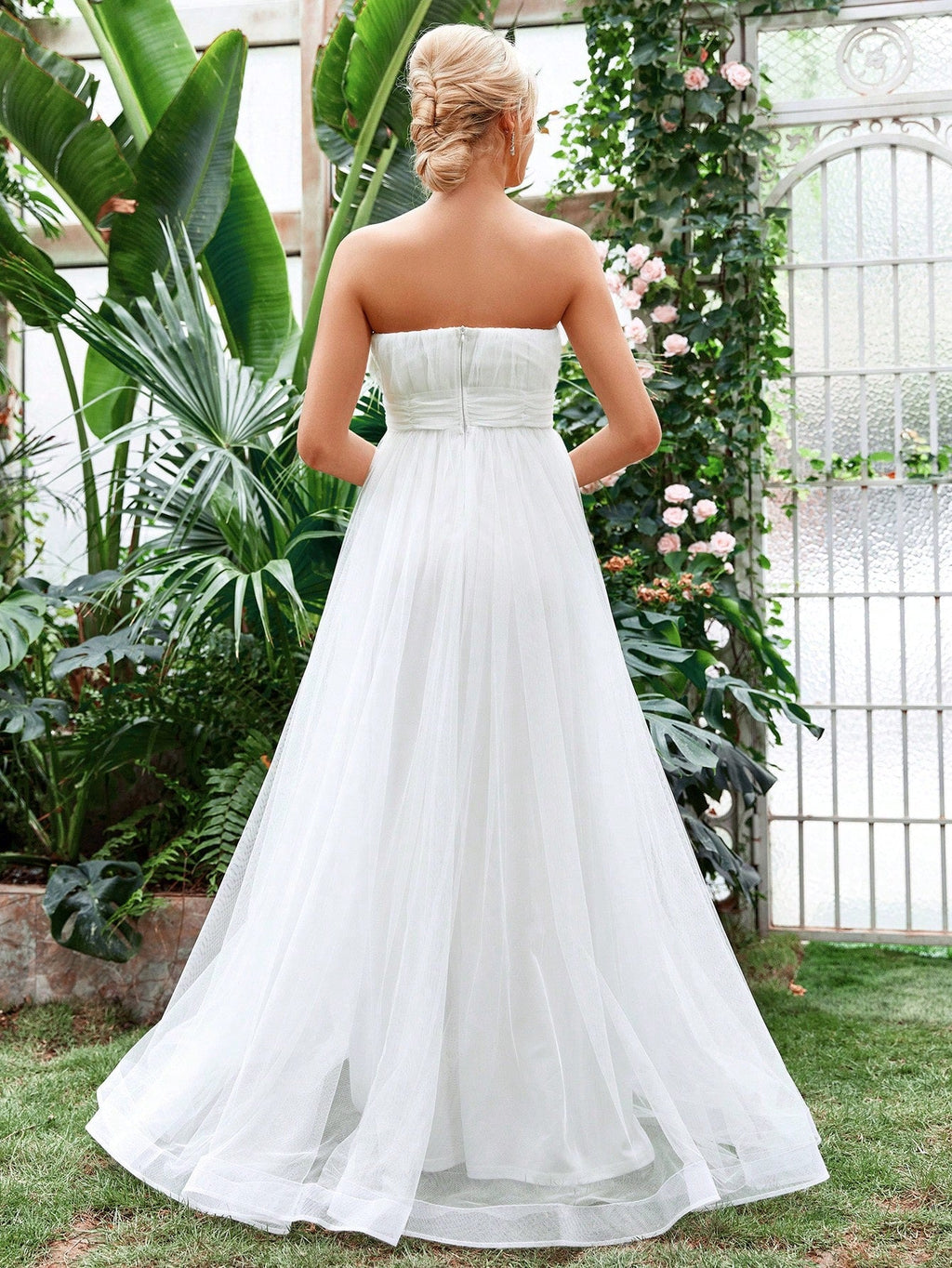 Vestido de Novia – Minimalismo Romántico