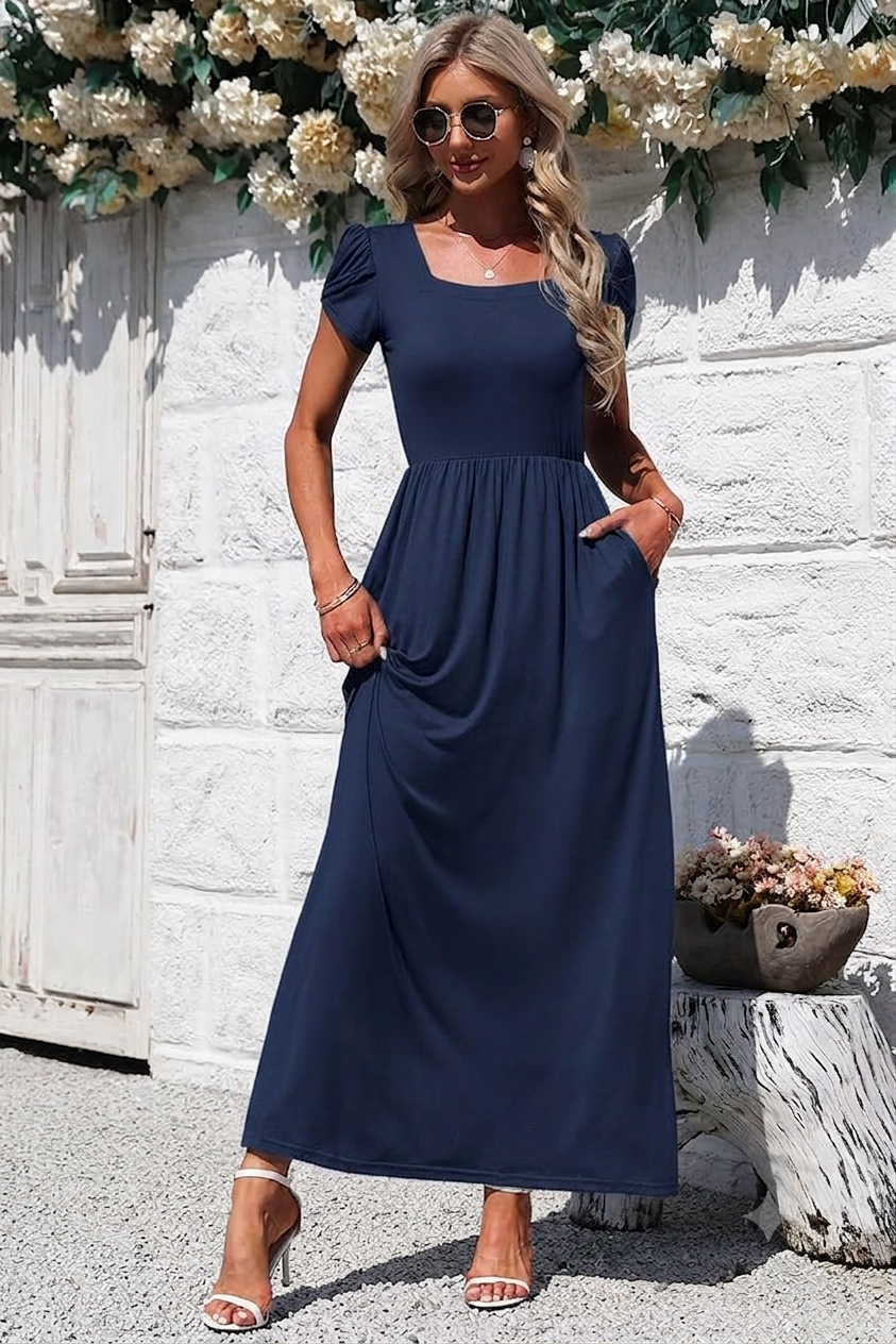 Vestido azul marino con bolsas invisibles