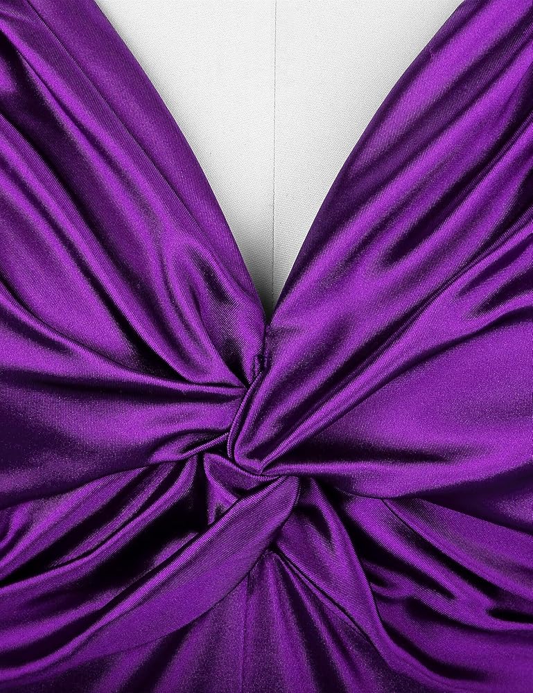 Vestido morado satinado tirante grueso pegado al cuerpo