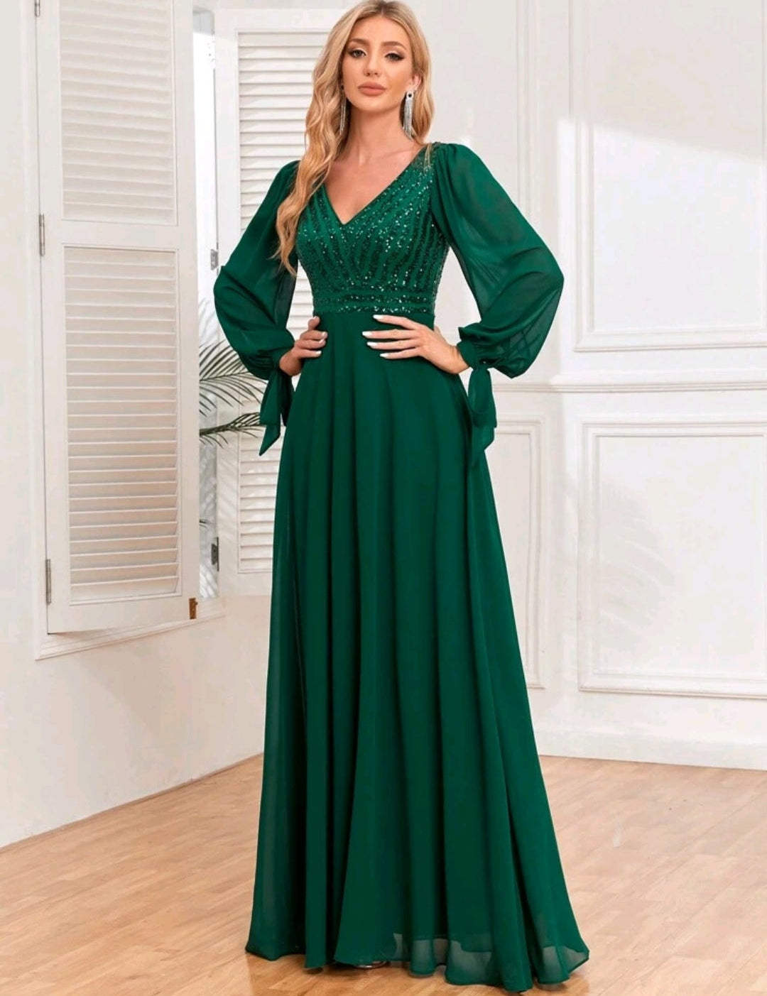 Vestido lentejuelas y falda chiffon manga larga