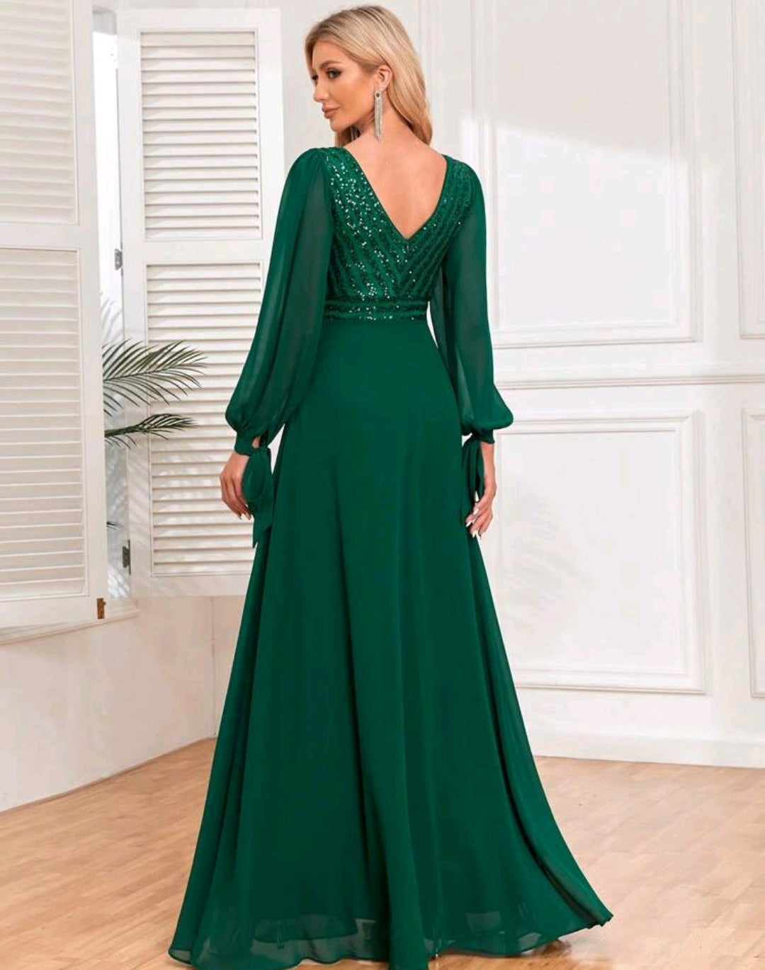 Vestido lentejuelas y falda chiffon manga larga