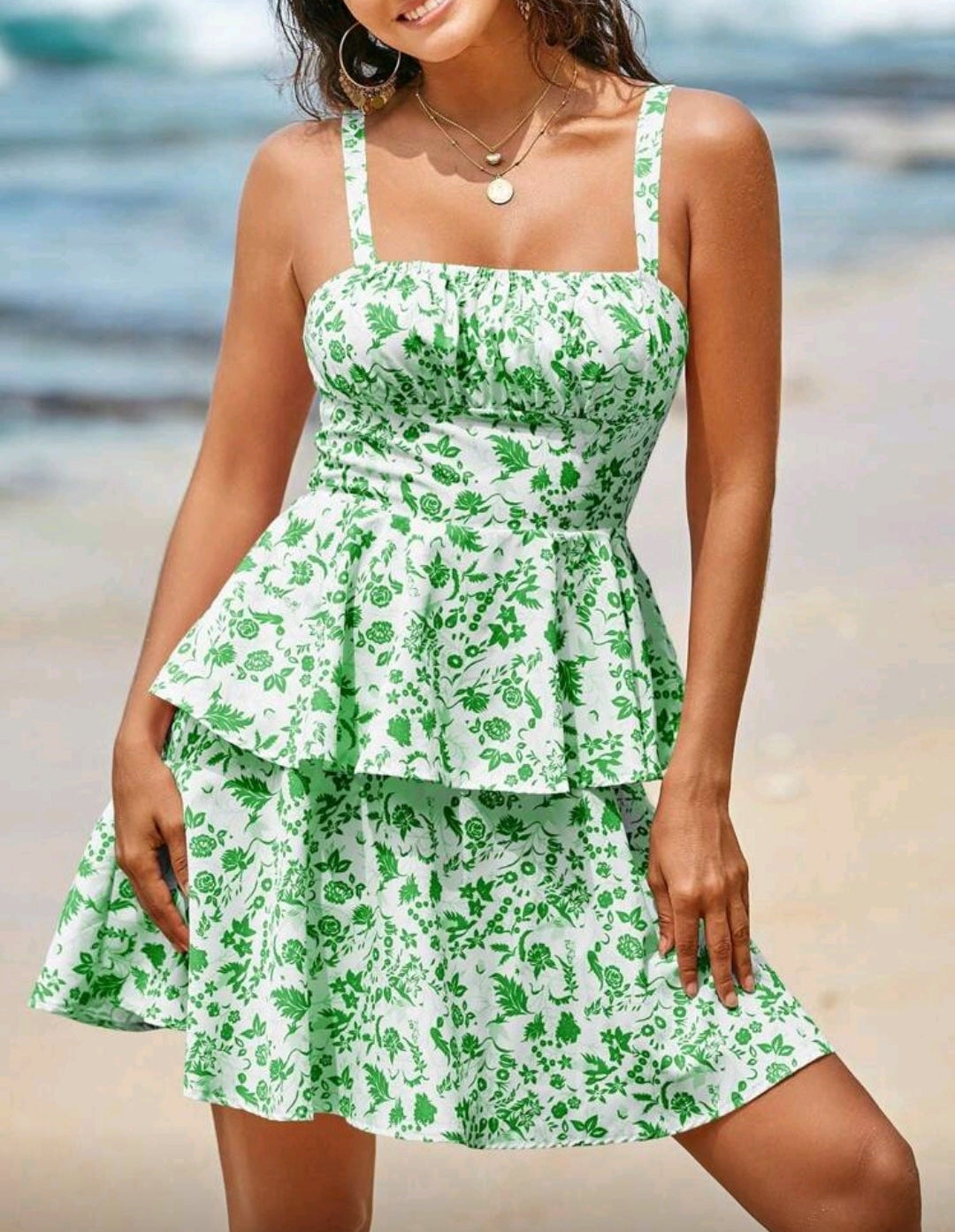 Vestido casual con estampado floral espalda semi abierta