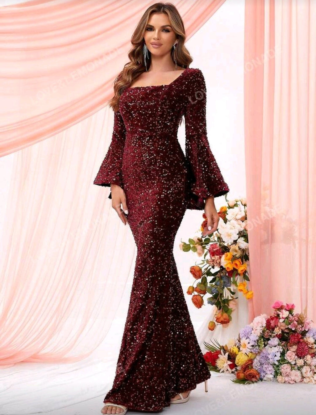 Vestido de lentejuelas vino corte sirena