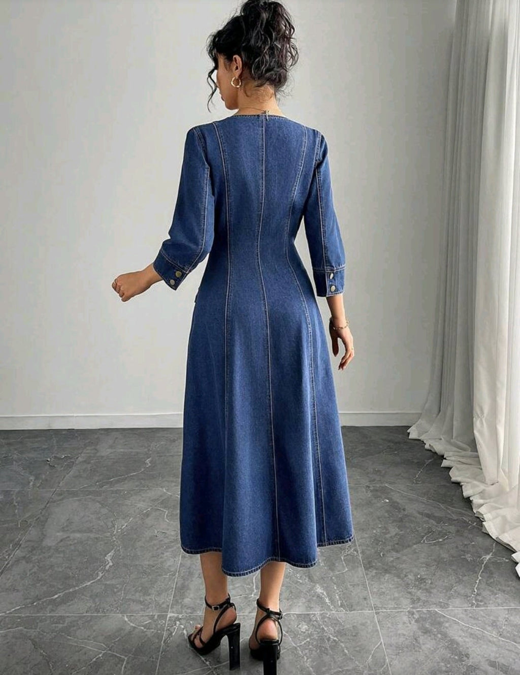 Vestido denim manga 3/4 midi