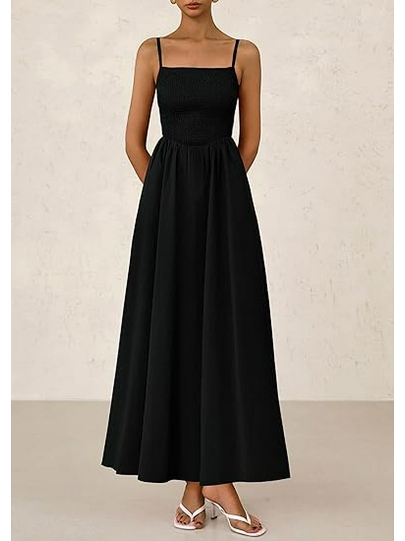 Vestido negro tirantes delgados y bolsas invisibles