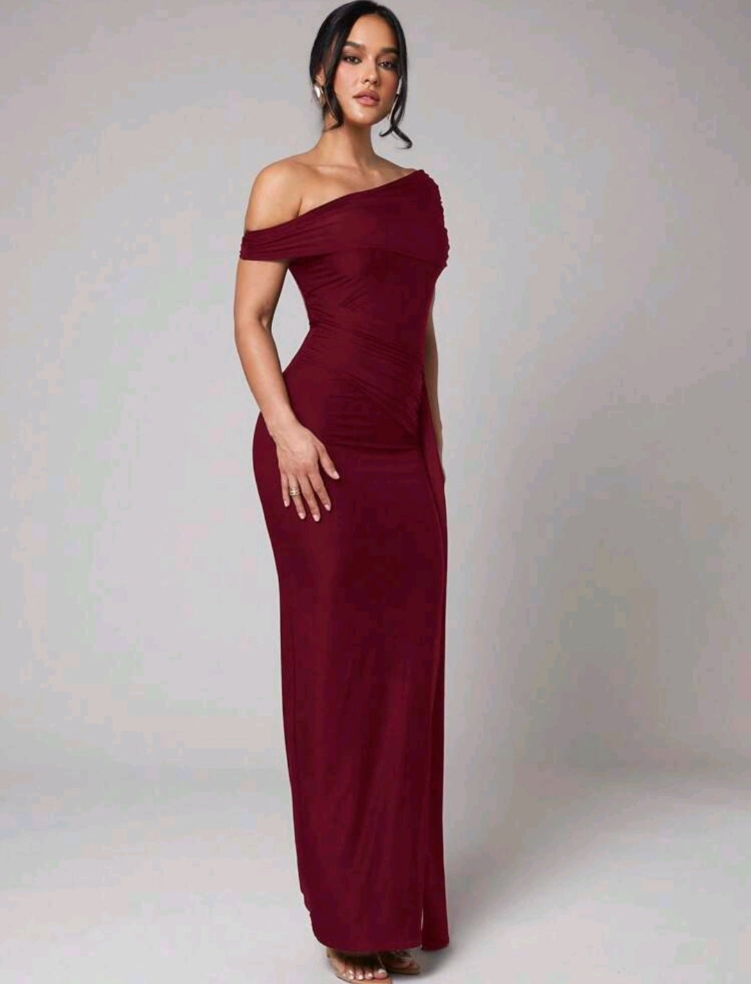 Vestido vino pegado al cuerpo stretch