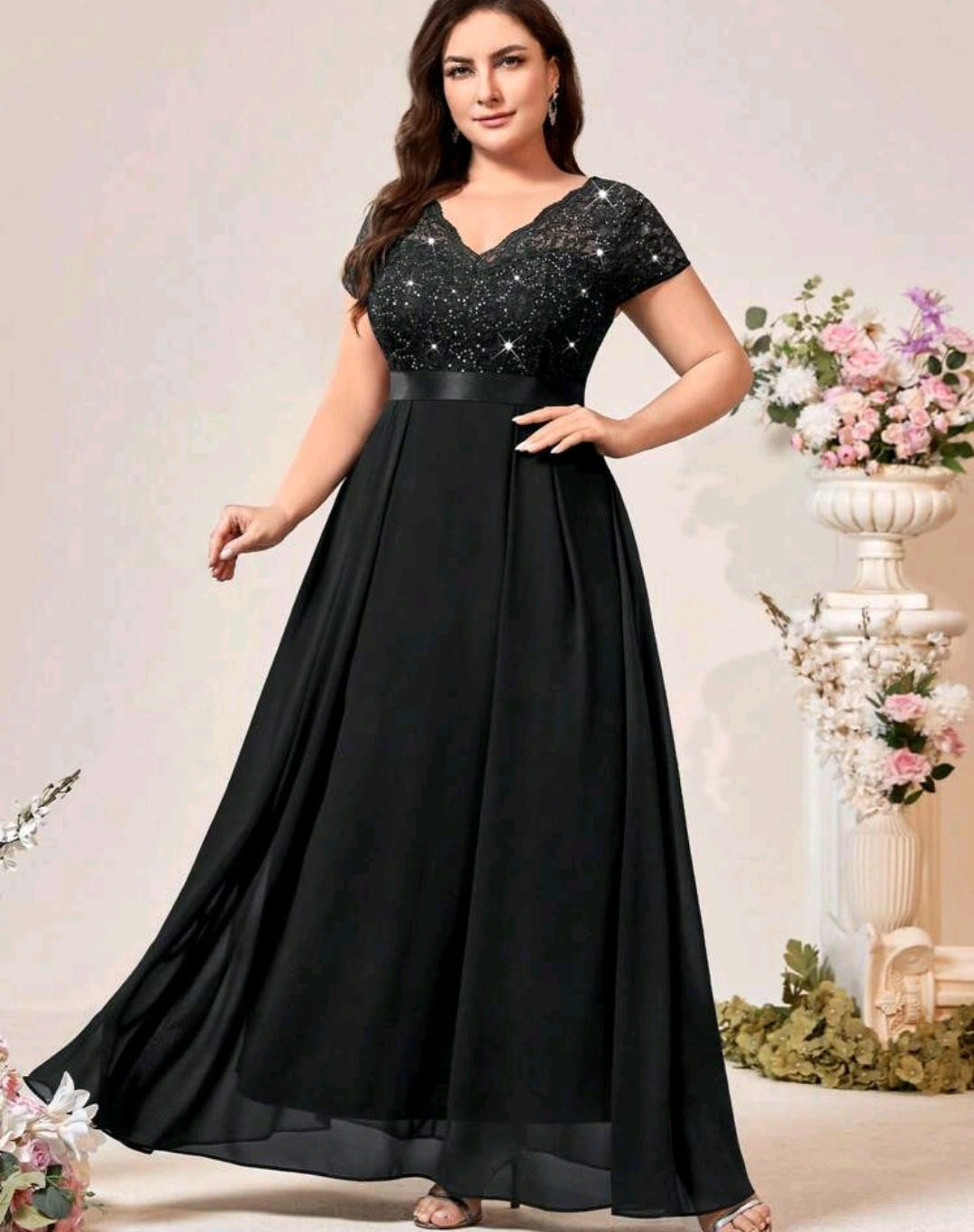 Vestido negro encaje lentejuelas falda chiffon