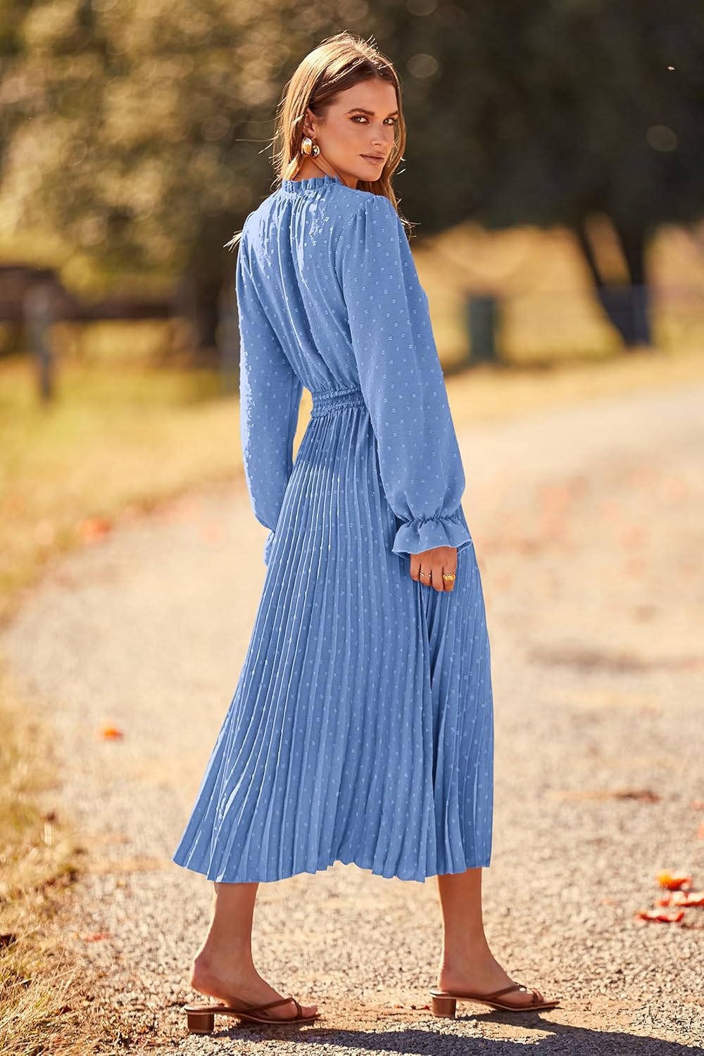 Vestido celeste claro manga Iarga plisado