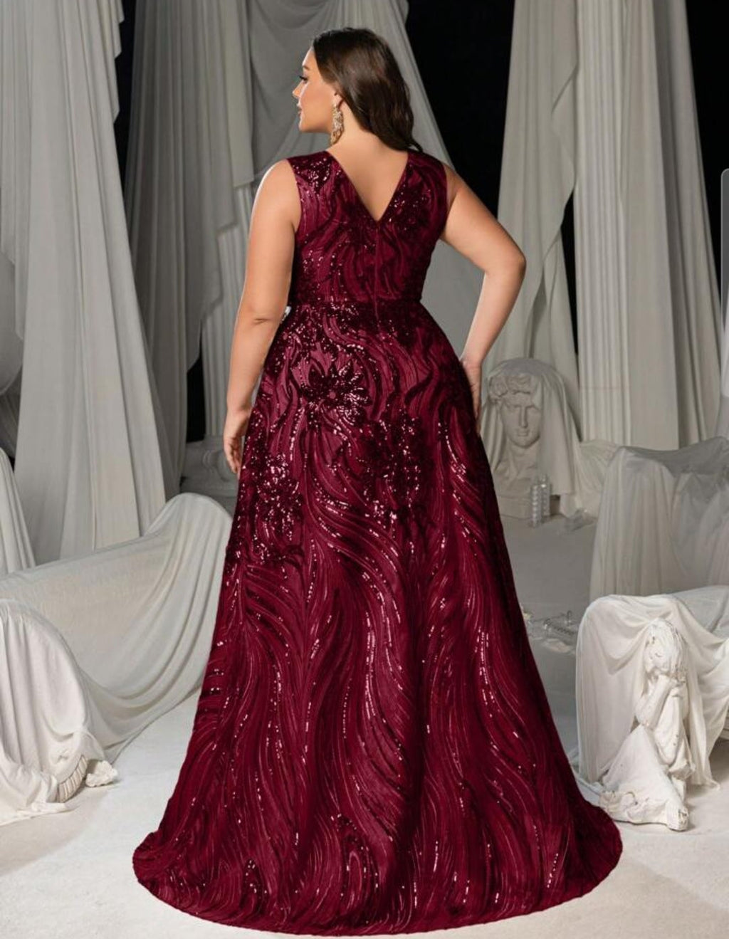 Vestido vino lentejuelas escote en V