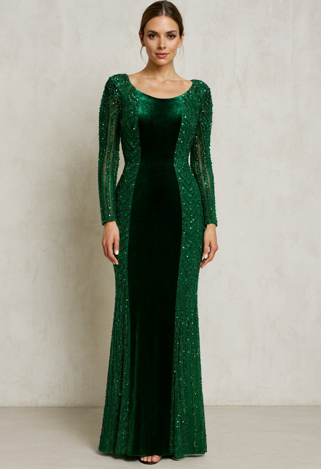 Vestido verde manga larga lentejuelas y tela velvet