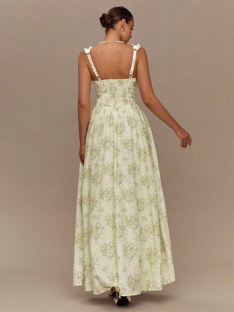 Vestido amarillo mantequilla con estampado floral