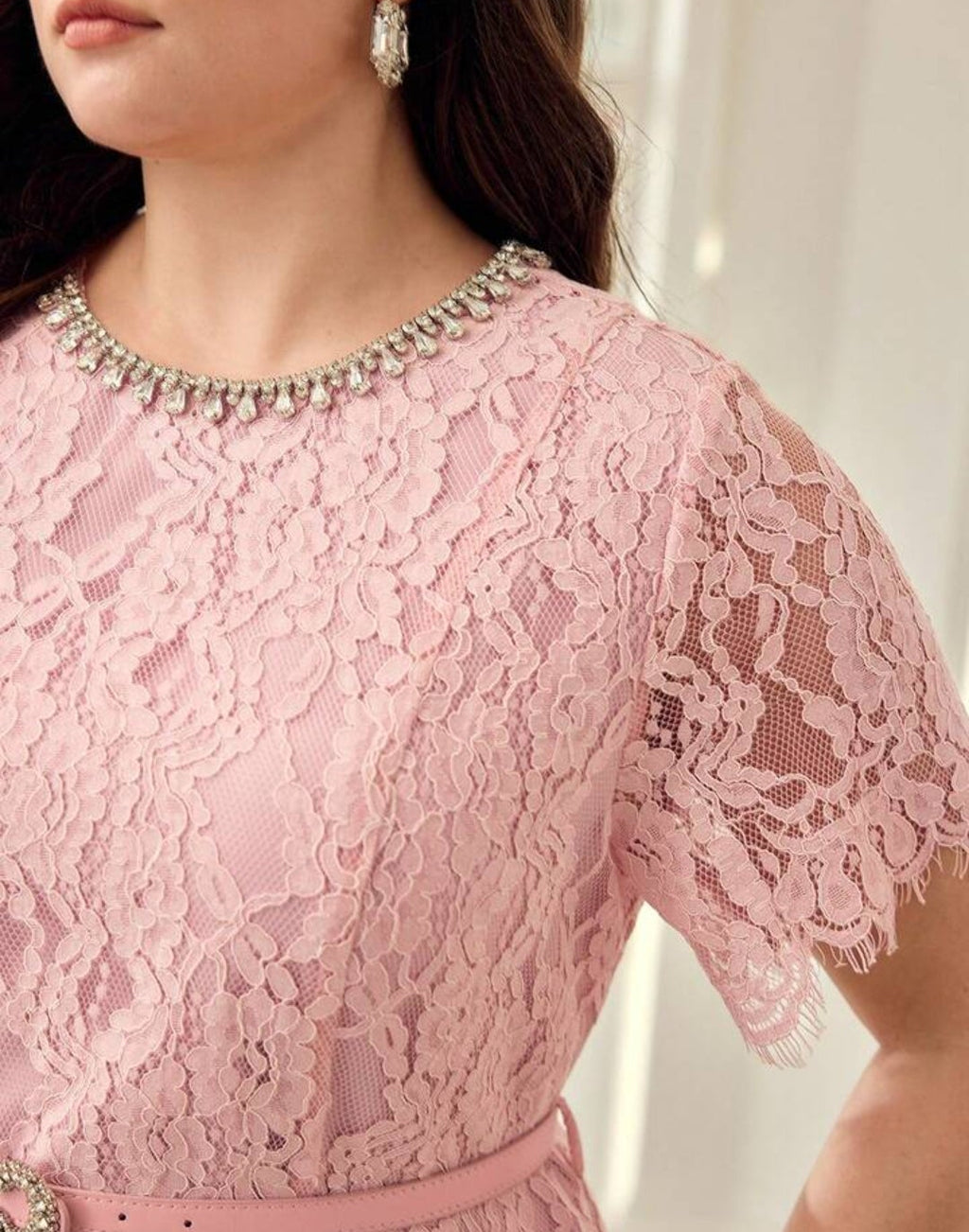 Vestido formal palo rosa encaje con forro