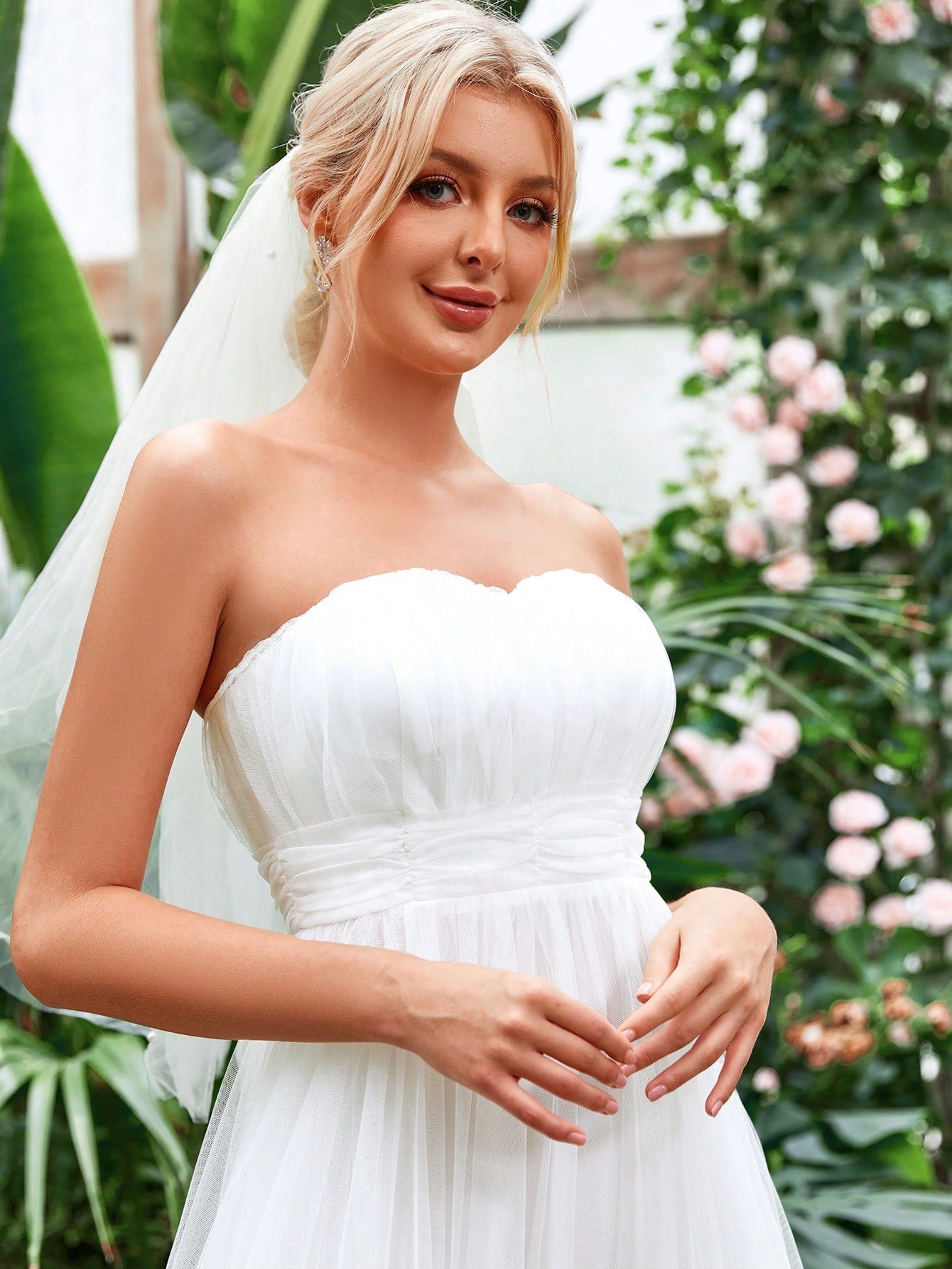 Vestido de Novia – Minimalismo Romántico