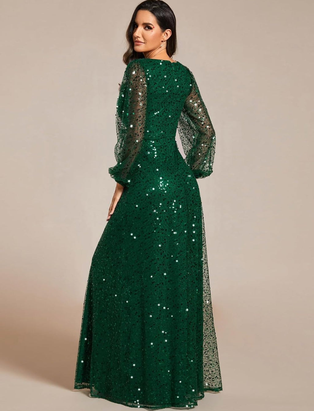 Vestido verde esmeralda lentejuelas manga larga con transparencia