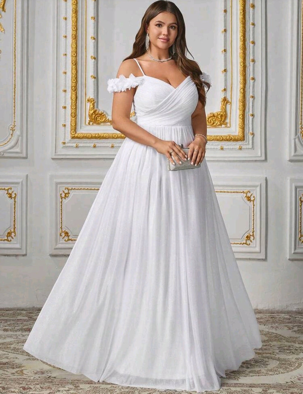 Vestido de Gala Off-the-Shoulder con Apliques Florales - Blanco Puro Brillante