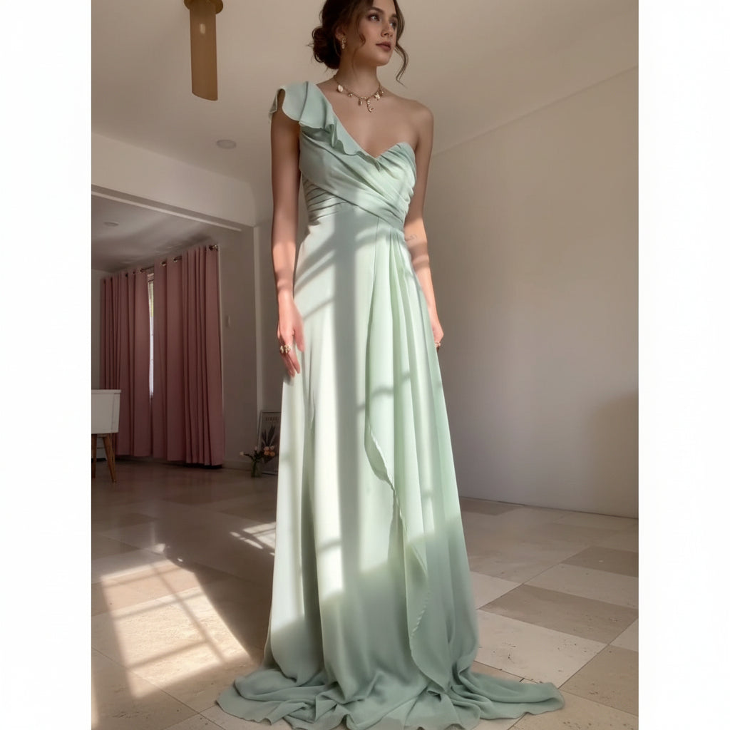 Vestido verde sage una manga corte A
