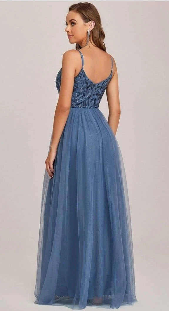 Vestido dusty blue lentejuelas y falda tul