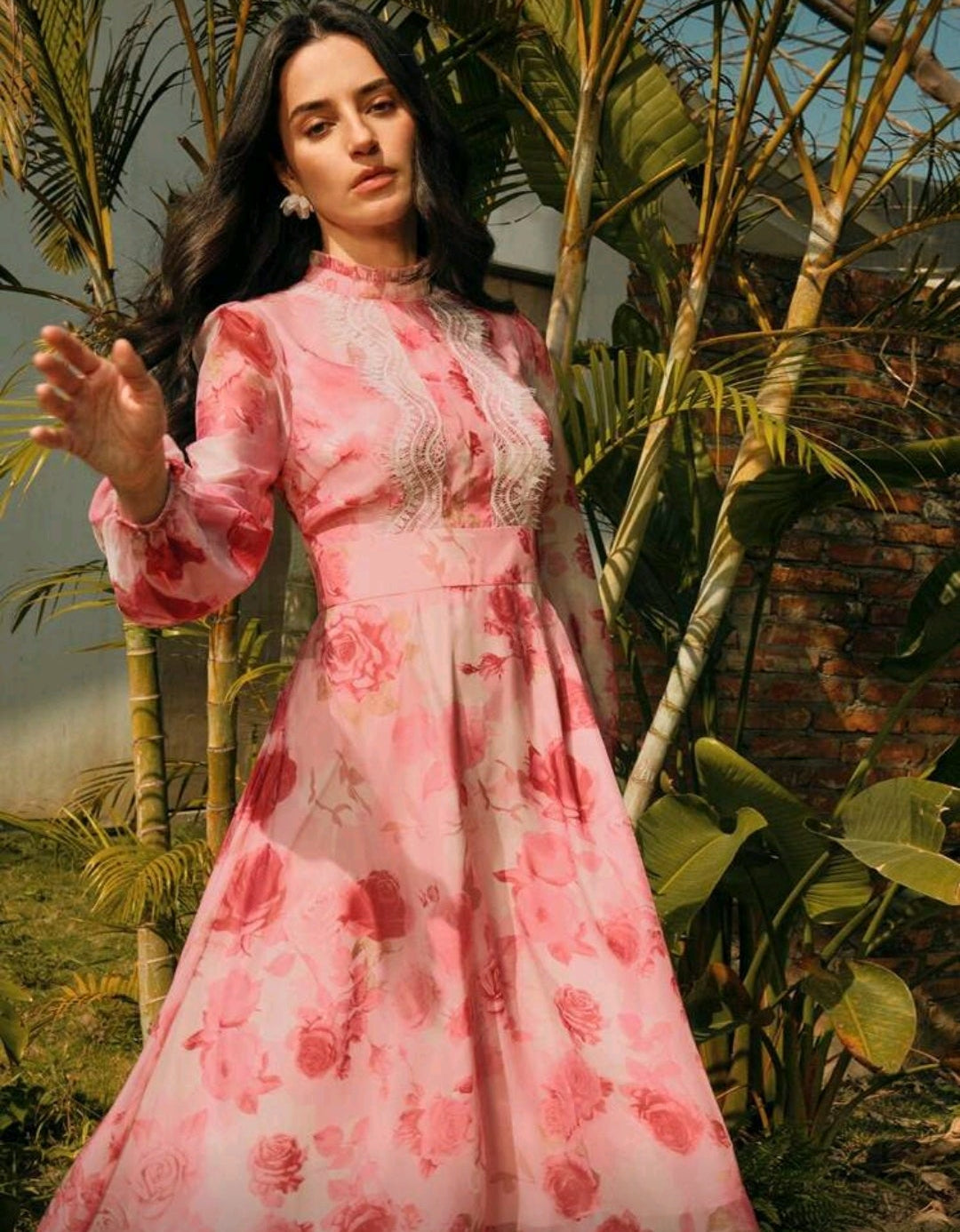 Vestido manga larga con estampado floral