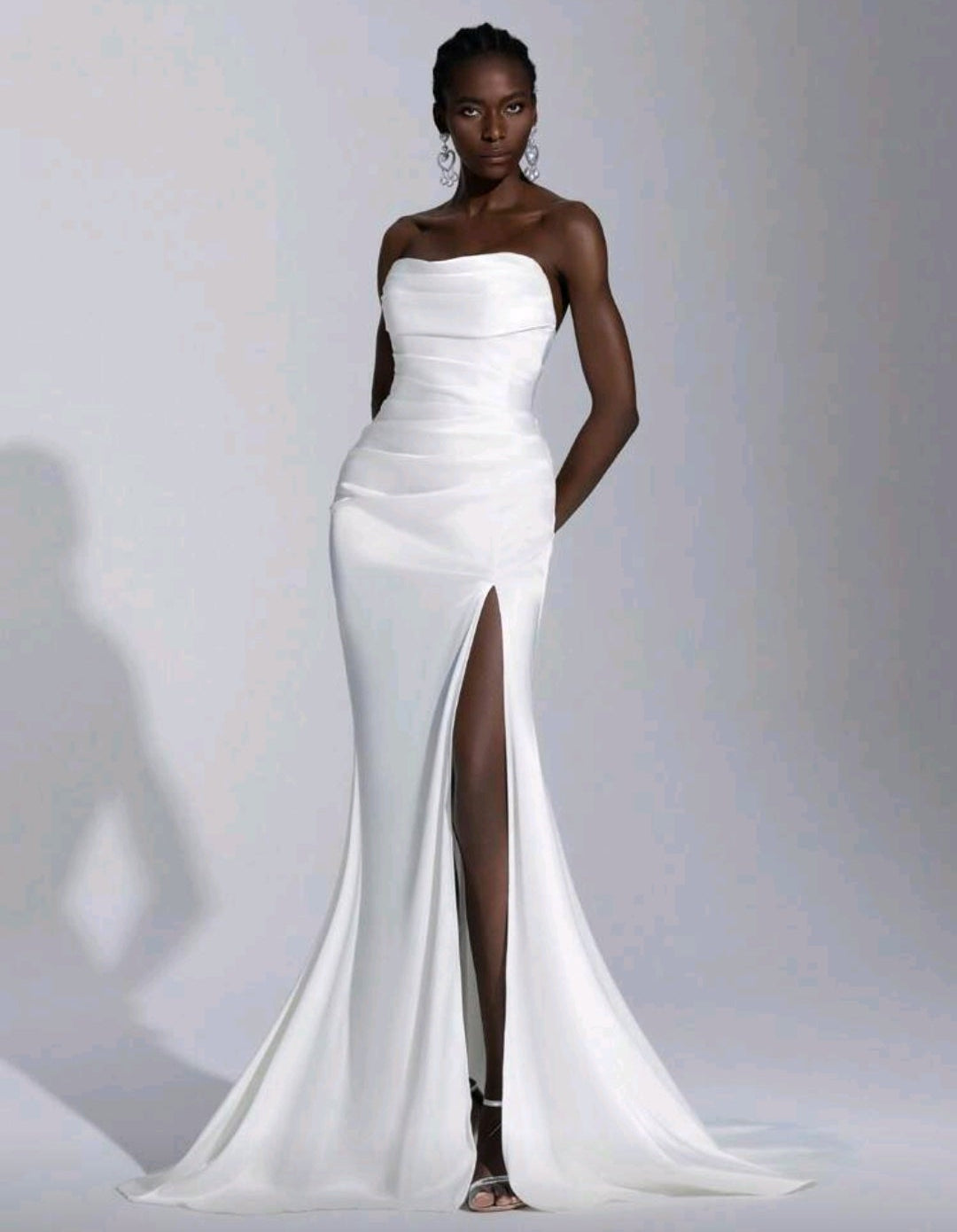 Vestido de Novia – Silueta Sirena con Corsé Transparente