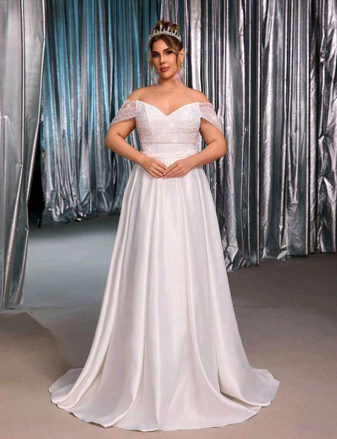 Vestido de Novia Estilo Princesa con Corpiño de Lentejuelas