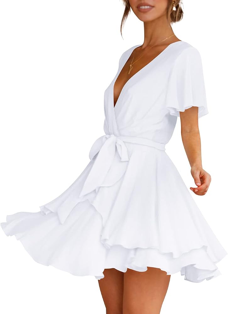 Vestido blanco corto con escote en V