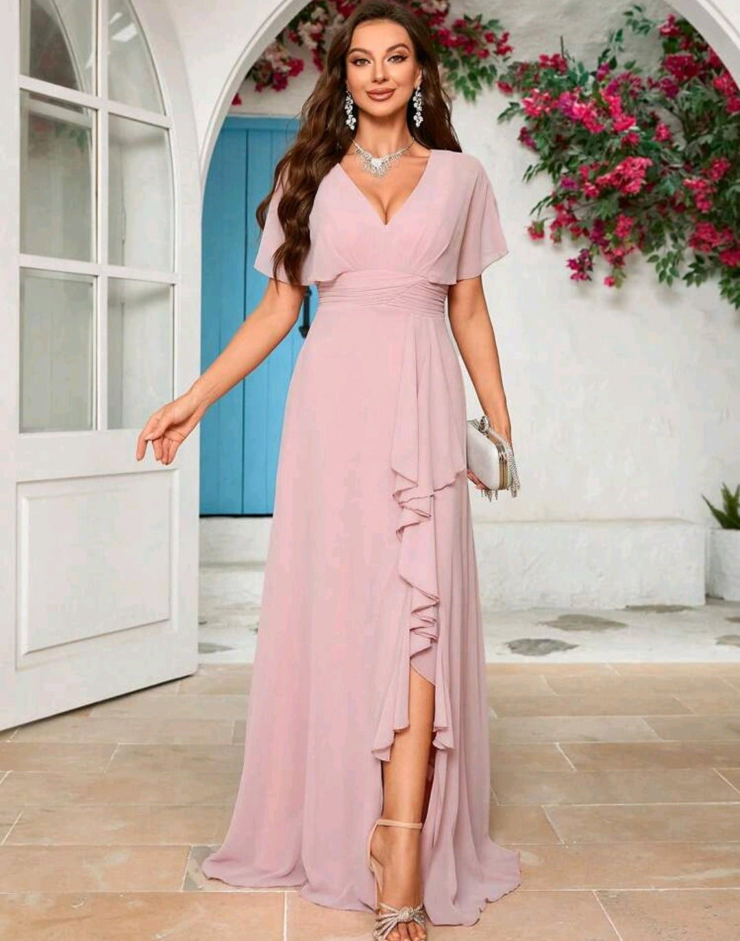 Vestido rosado manga corta con escote en V