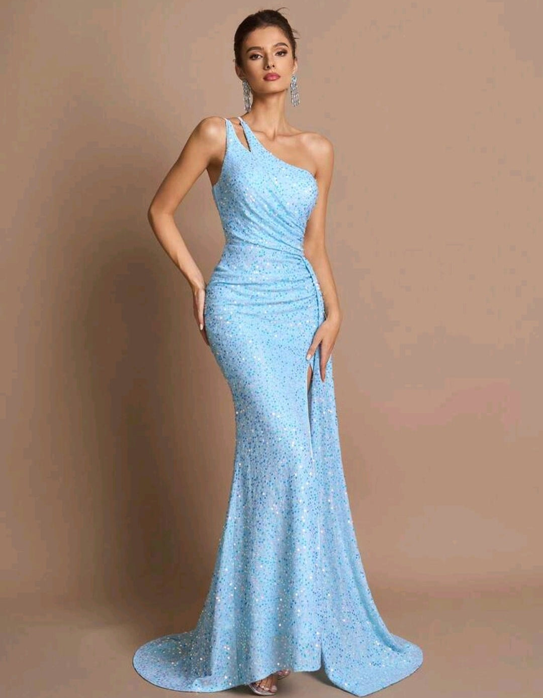 Vestido lentejuelas tornasol de una manga